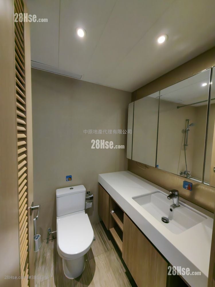 The Visionary Rental 669 ft²