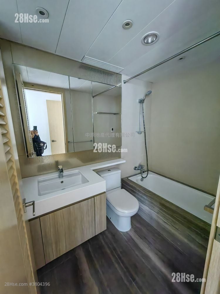 The Visionary Rental 669 ft²