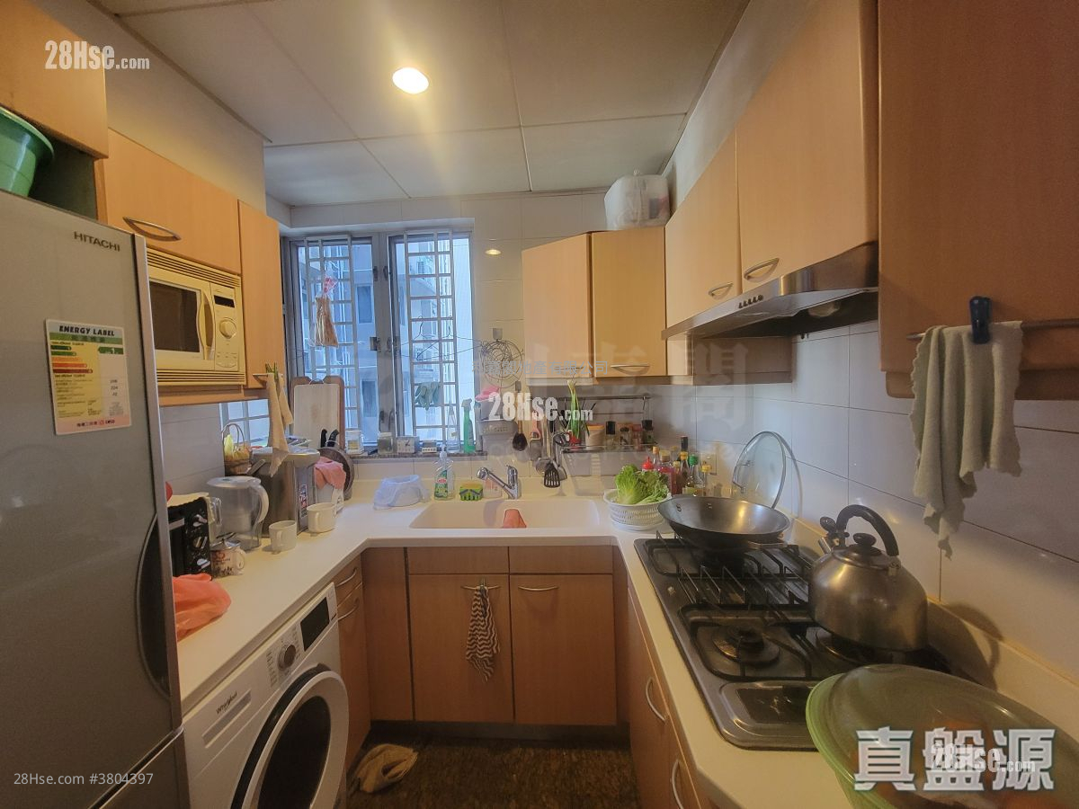 The Waterfront Sell 3 Bedrooms , 2 Bathrooms 939 ft²