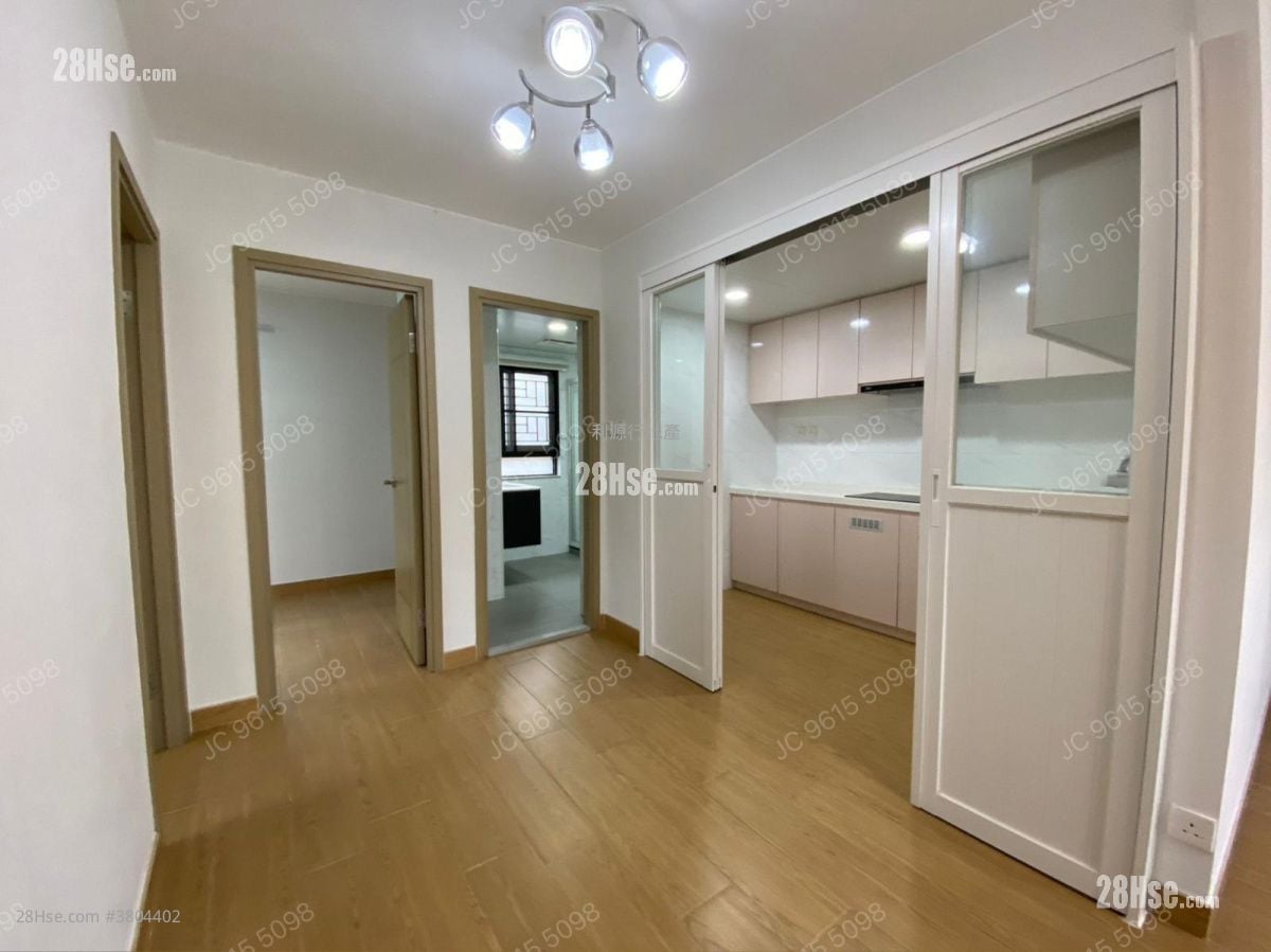 村屋 租盤 2 房 , 1 浴室 700 平方呎