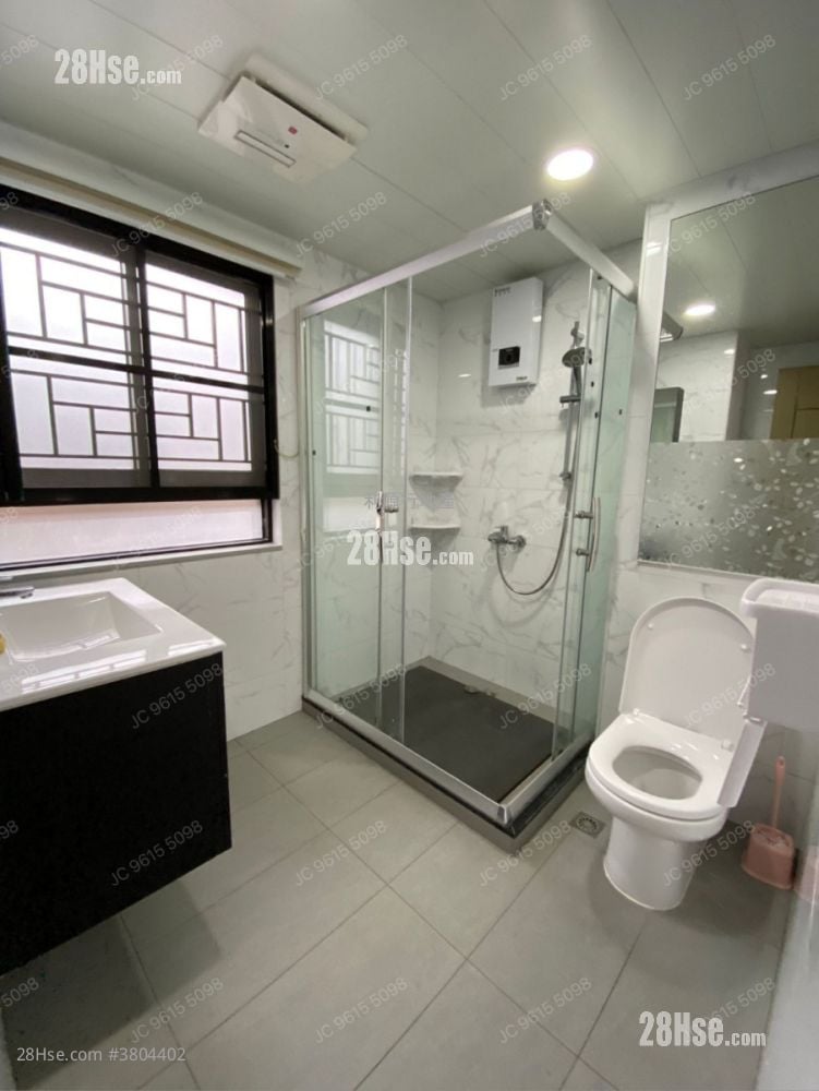 村屋 租盤 2 房 , 1 浴室 700 平方呎