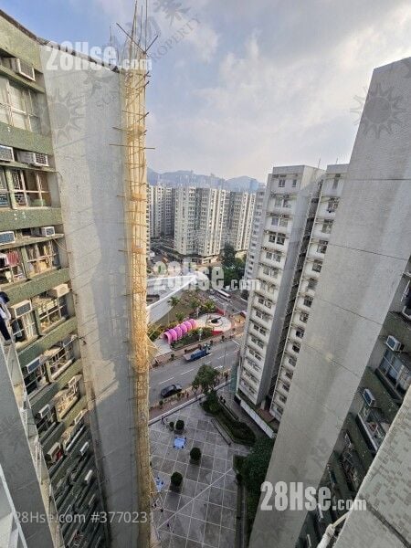 Whampoa Garden Sell 2 Bedrooms 389 ft²