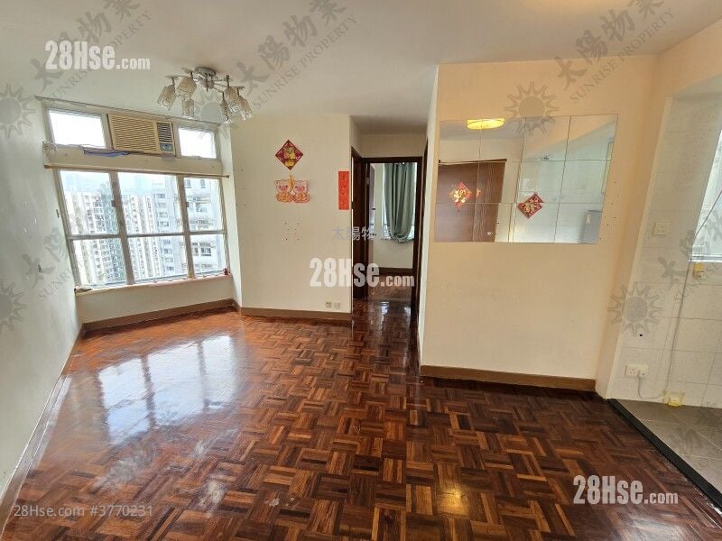 Whampoa Garden Sell 2 Bedrooms 389 ft²