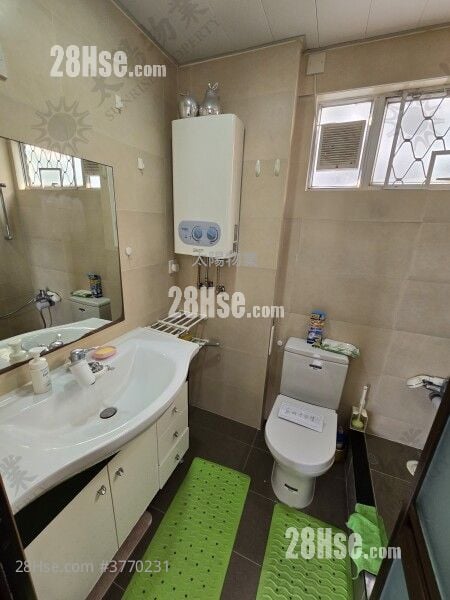 Whampoa Garden Sell 2 Bedrooms 389 ft²