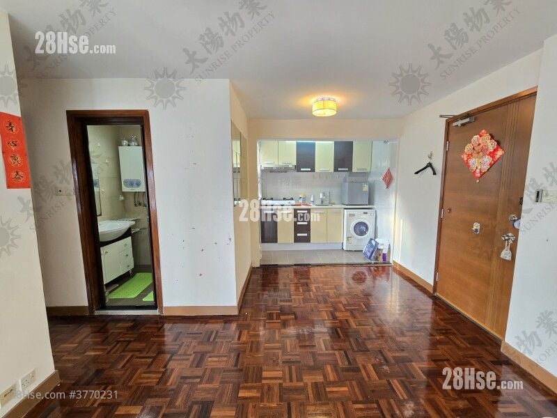 Whampoa Garden Sell 2 Bedrooms 389 ft²