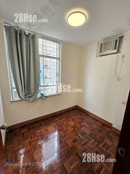 Whampoa Garden Sell 2 Bedrooms 389 ft²