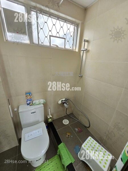 Whampoa Garden Sell 2 Bedrooms 389 ft²