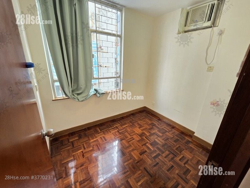 Whampoa Garden Sell 2 Bedrooms 389 ft²