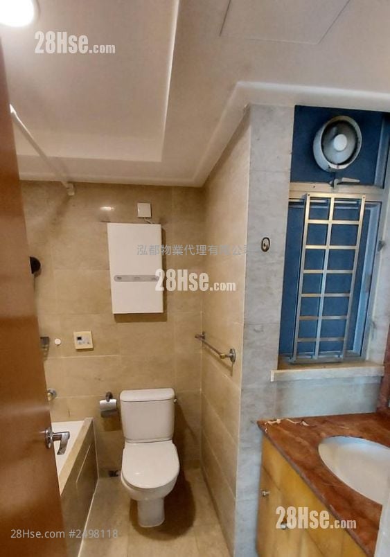 The Waterfront Rental 3 Bedrooms , 2 Bathrooms 794 ft²