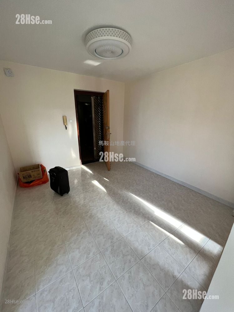 富宝花园 售盘 3 房 , 1 浴室 592 平方尺