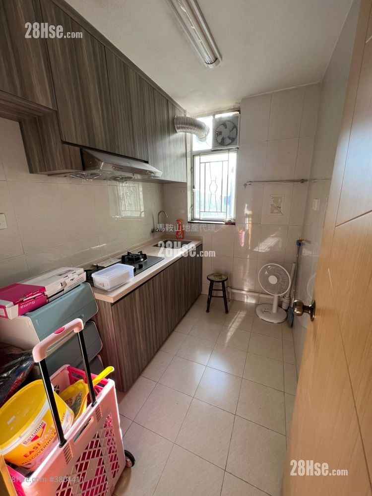 富宝花园 售盘 3 房 , 1 浴室 592 平方尺