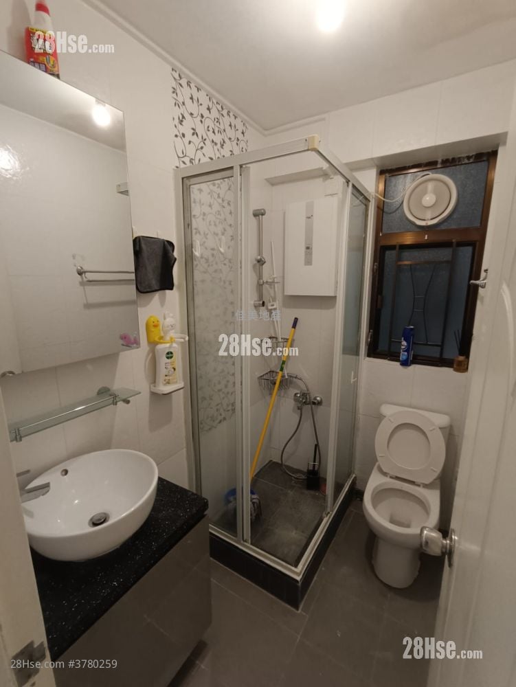 伟恒昌新村 租盘 2 房 , 1 浴室 372 平方尺
