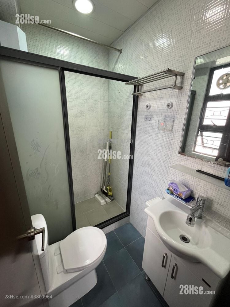 Peace Garden Rental 2 Bedrooms , 1 Bathroom 304 ft²