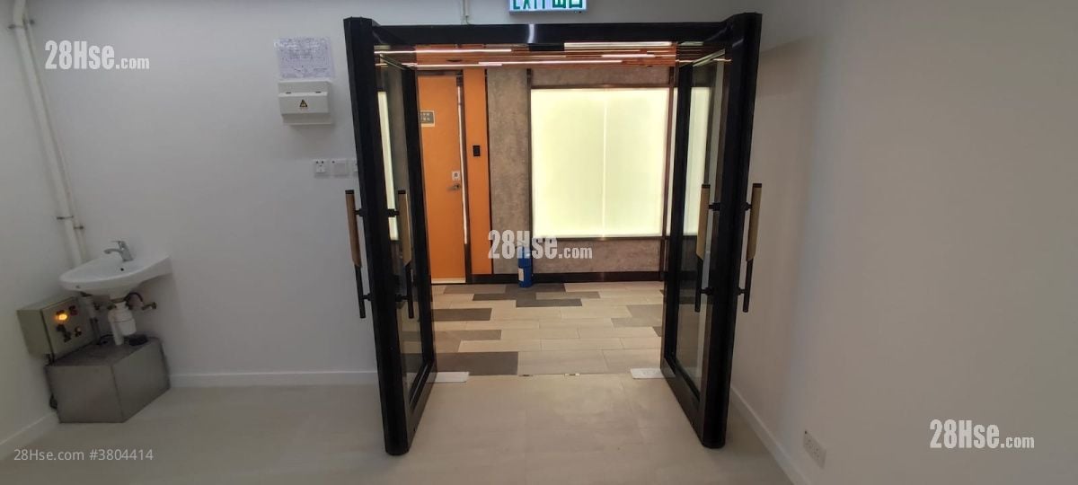 Camel Paint Building Rental