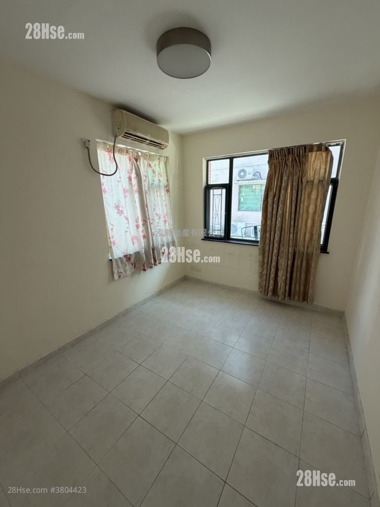 Village Sell 3 Bedrooms , 1 Bathroom 700 ft²