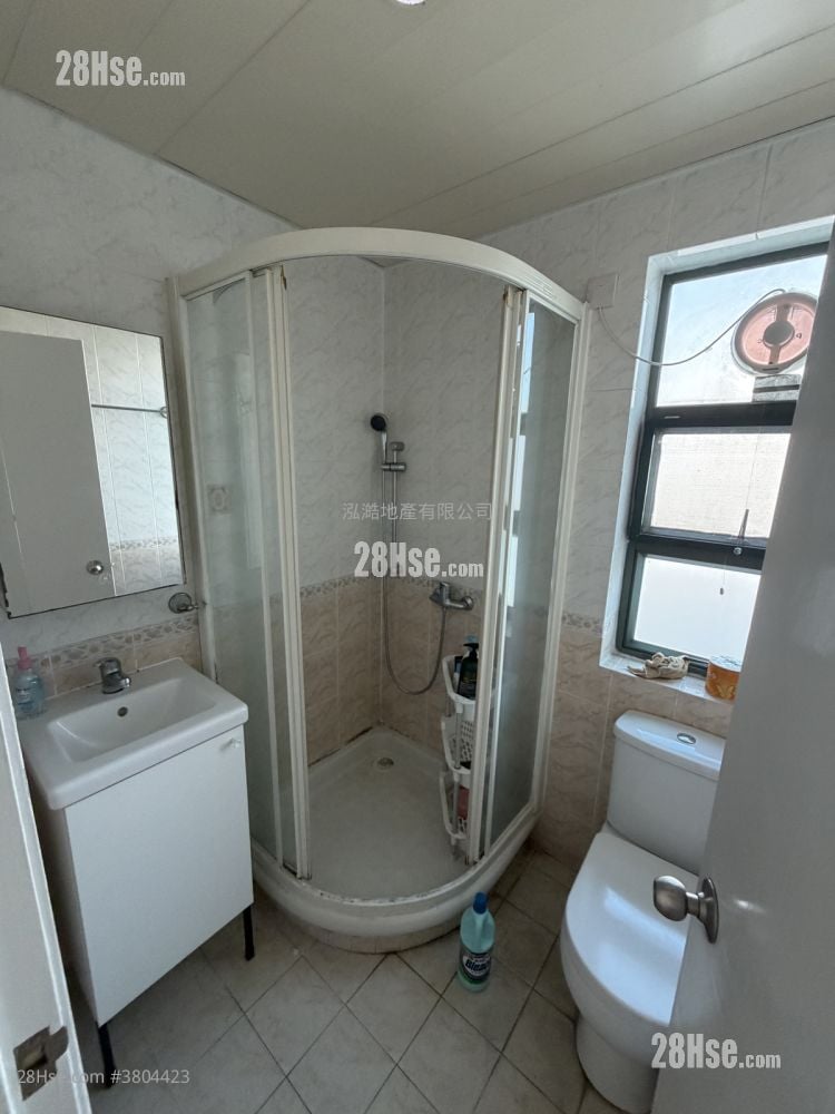 Village Sell 3 Bedrooms , 1 Bathroom 700 ft²