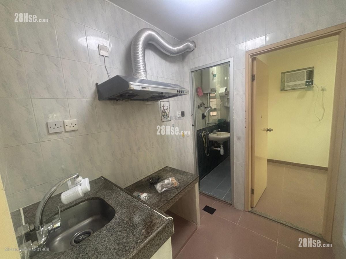 村屋 租盤 2 房 , 1 浴室