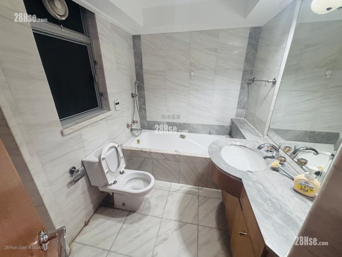 The Waterfront Rental 3 Bedrooms , 2 Bathrooms 934 ft²