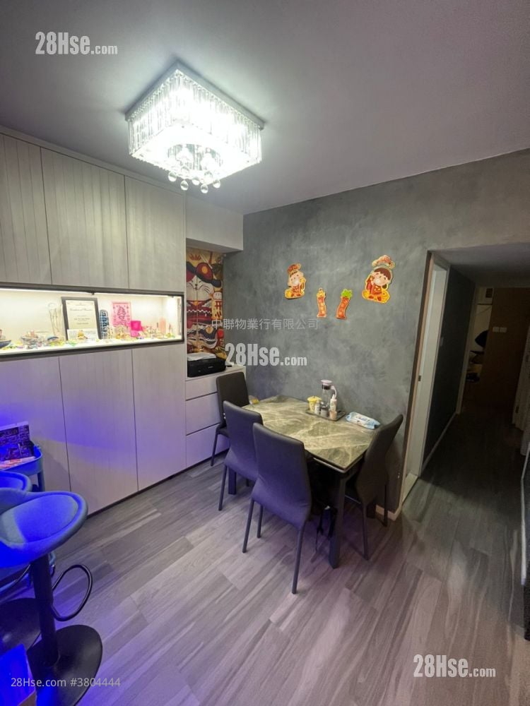 新港城 售盘 3 房 , 2 浴室 568 平方尺