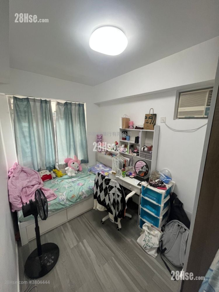 新港城 售盘 3 房 , 2 浴室 568 平方尺