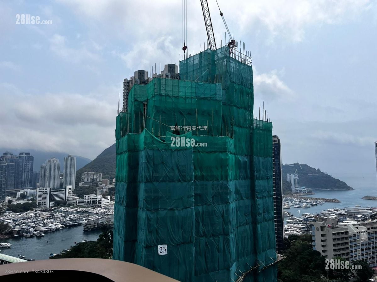 Aruna Rental Studio , 1 Bathroom 273 ft²