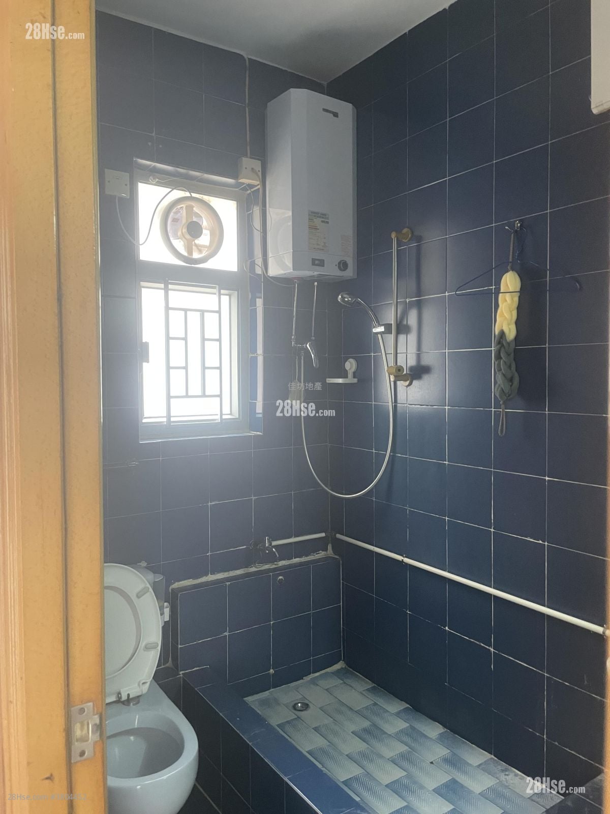 新都城大厦 租盘 2 房 , 1 浴室 485 平方尺