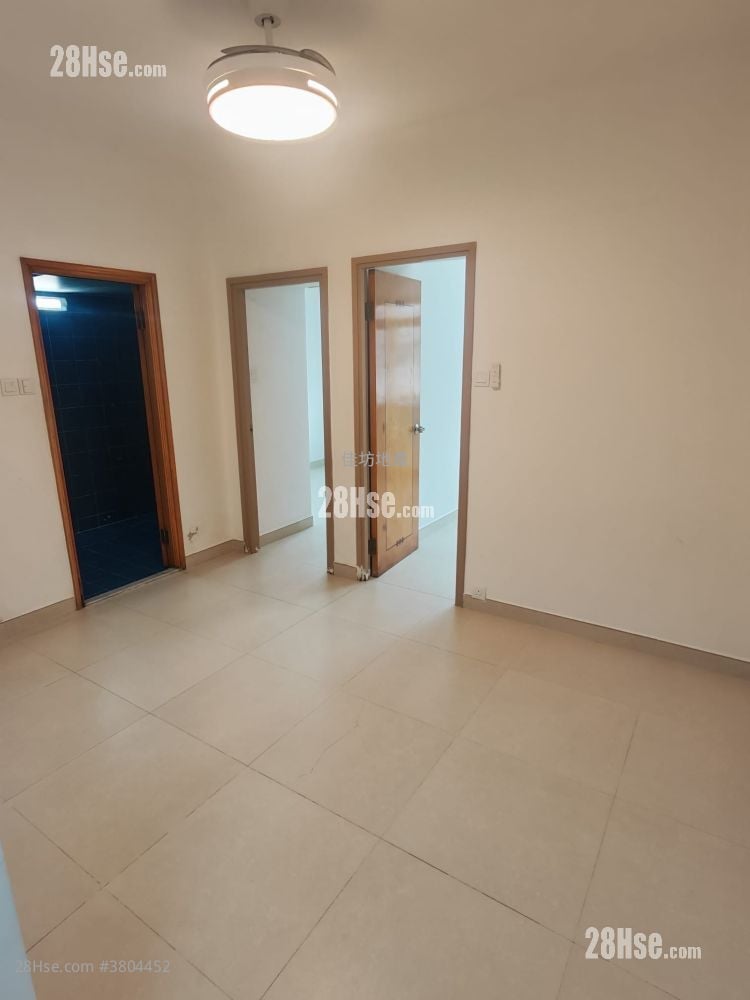 新都城大厦 租盘 2 房 , 1 浴室 485 平方尺