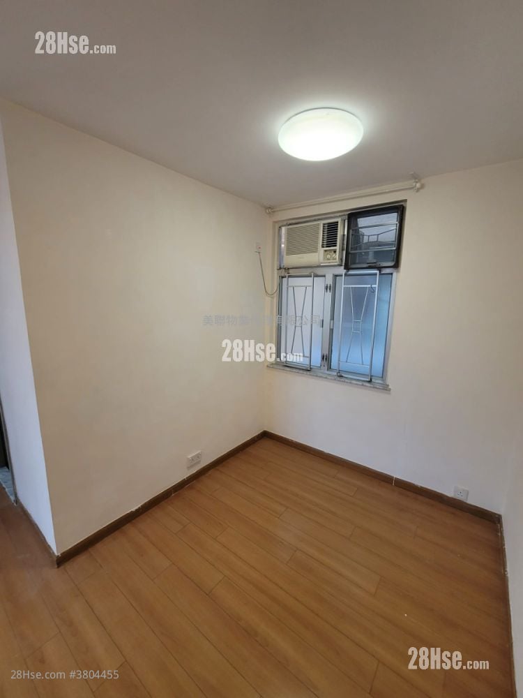 Amoy Gardens Rental 2 Bedrooms , 1 Bathroom 375 ft²