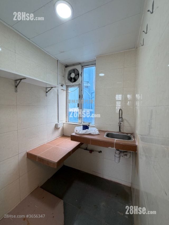 南宁大楼 租盘 2 房 , 1 浴室 286 平方尺