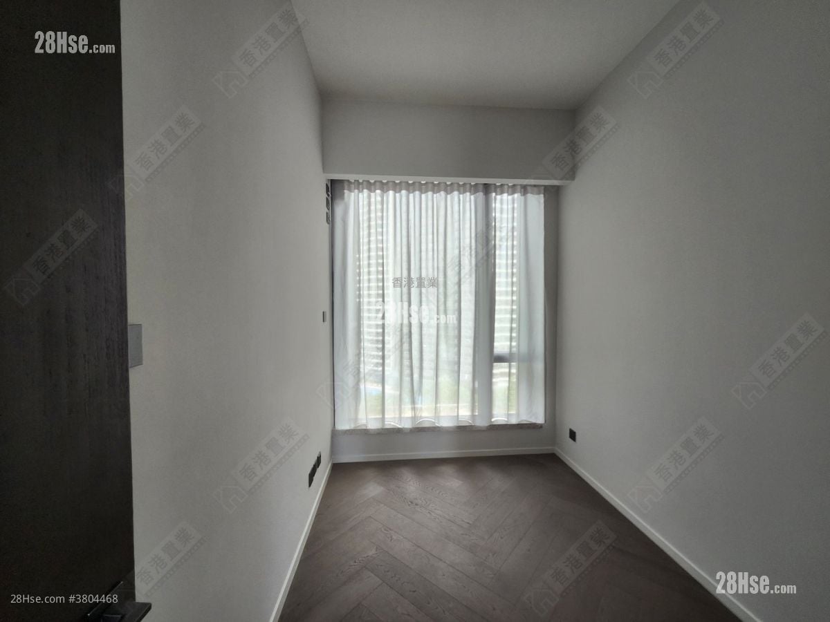 The Knightsbridge Rental 3 Bedrooms , 2 Bathrooms 1,002 ft²