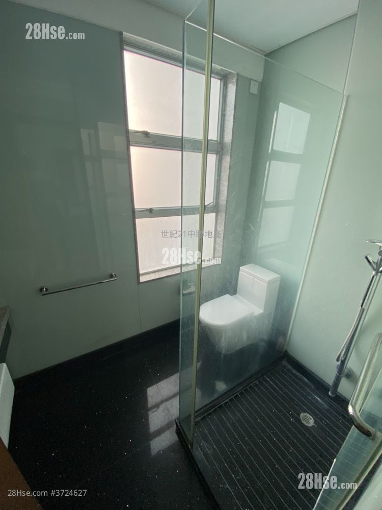 Sunshine Villa 售盘 2 房 , 1 浴室 1,690 平方尺