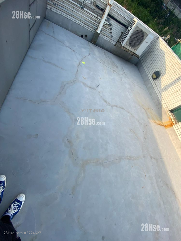 Sunshine Villa 售盘 2 房 , 1 浴室 1,690 平方尺