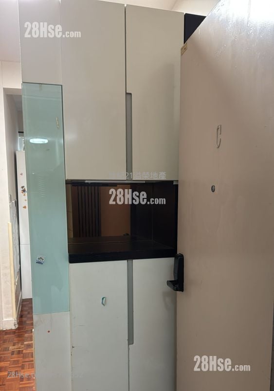 康华大厦 售盘 1 房 , 1 浴室 285 平方尺