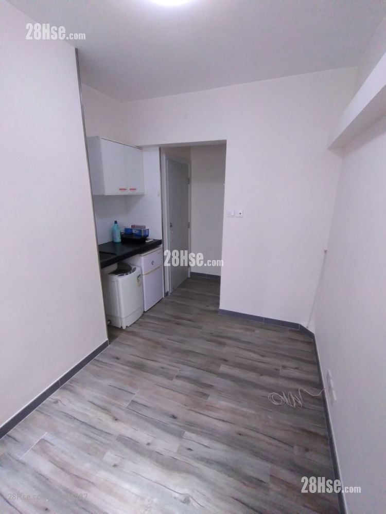 唐楼 租盘 1 浴室 100 平方尺