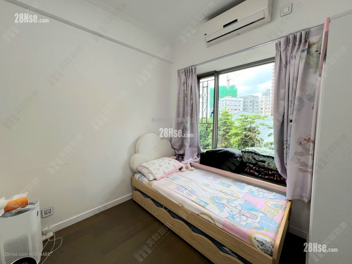 bedroom 2: The Zumurud Sell 4 Bedrooms , 4 Bathrooms 1,723 ft²