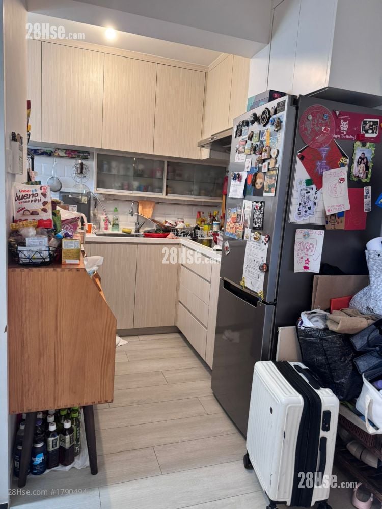 晓丽苑 售盘 3 房 , 1 浴室 604 平方尺