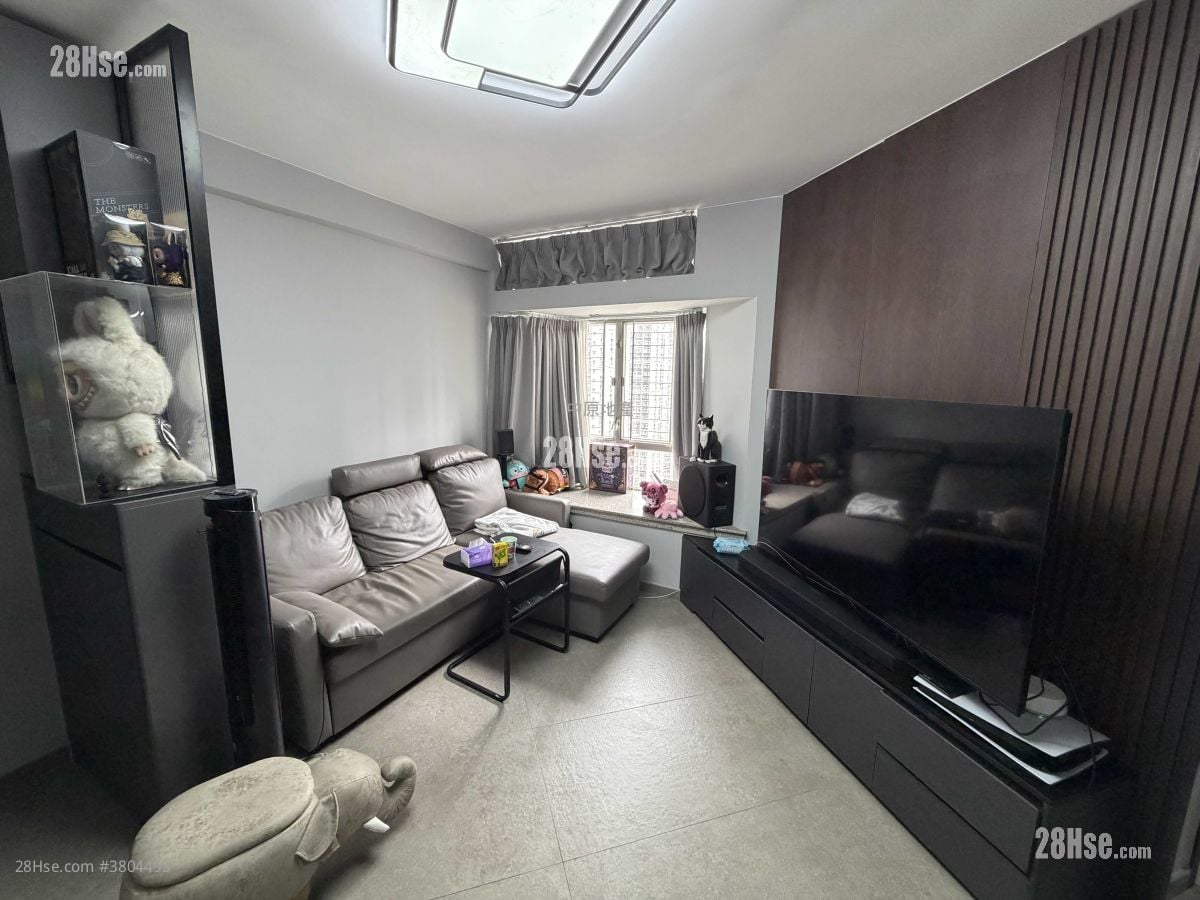 嘉湖山庄 售盘 3 房 , 1 浴室 544 平方尺