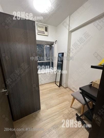 Tsing Yi Garden Sell 2 Bedrooms , 1 Bathroom 343 ft²