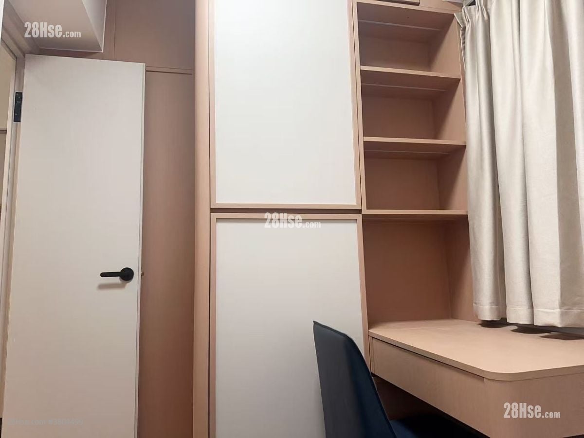 广亚大厦 租盘 2 房 320 平方尺