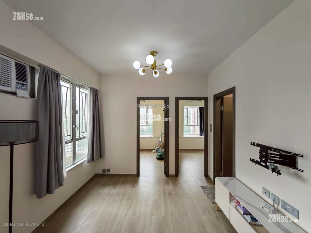 Tsing Yi Garden Rental 2 Bedrooms , 1 Bathroom 343 ft²