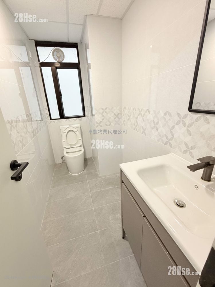 香港工业中心 租盘 开放式间隔 , 2 厕所 1,315 平方尺