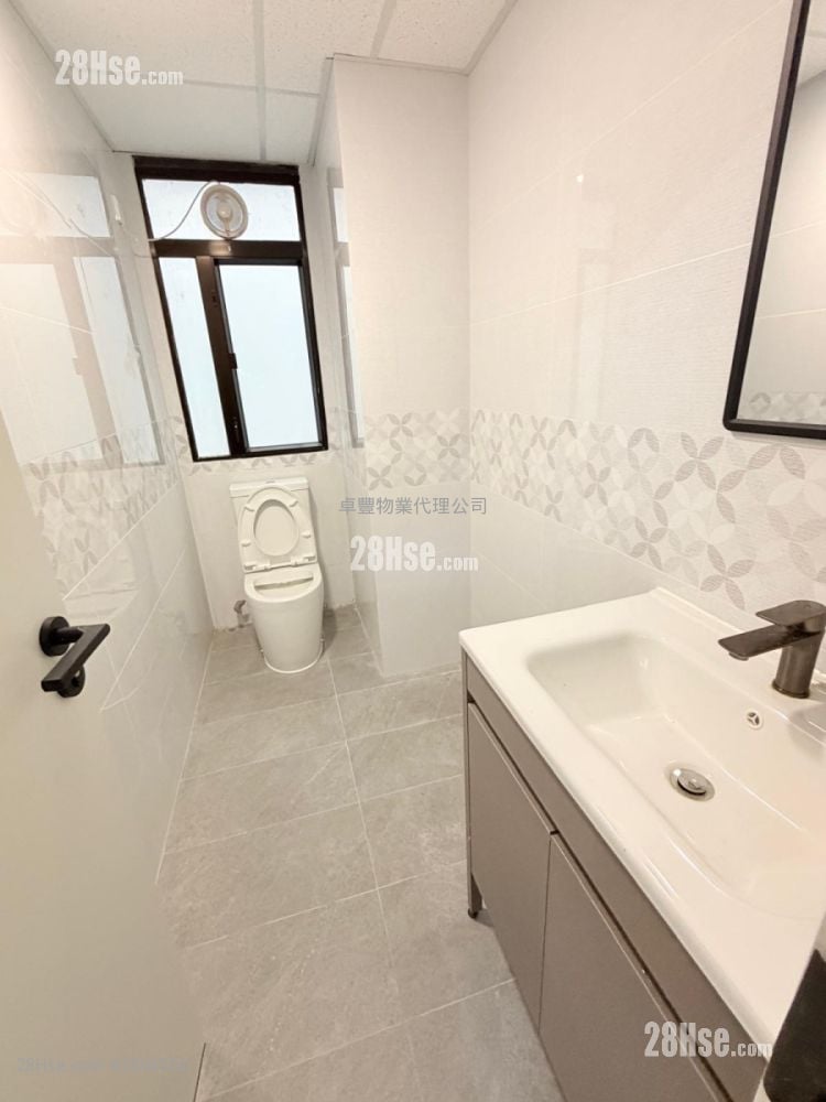 香港工业中心 租盘 开放式间隔 , 2 厕所 1,315 平方尺