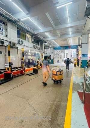 香港工业中心 租盘 开放式间隔 , 2 厕所 1,315 平方尺