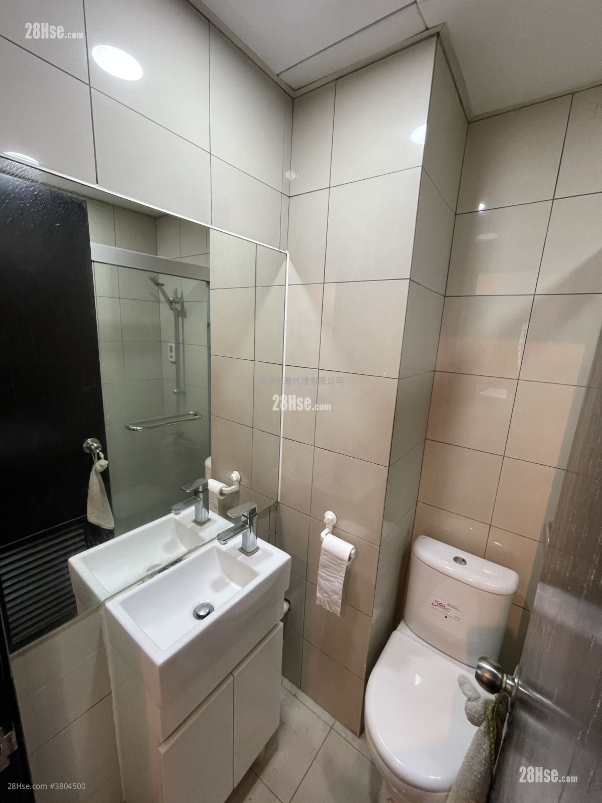 Kellet Court Sell 2 Bedrooms , 1 Bathroom 306 ft²