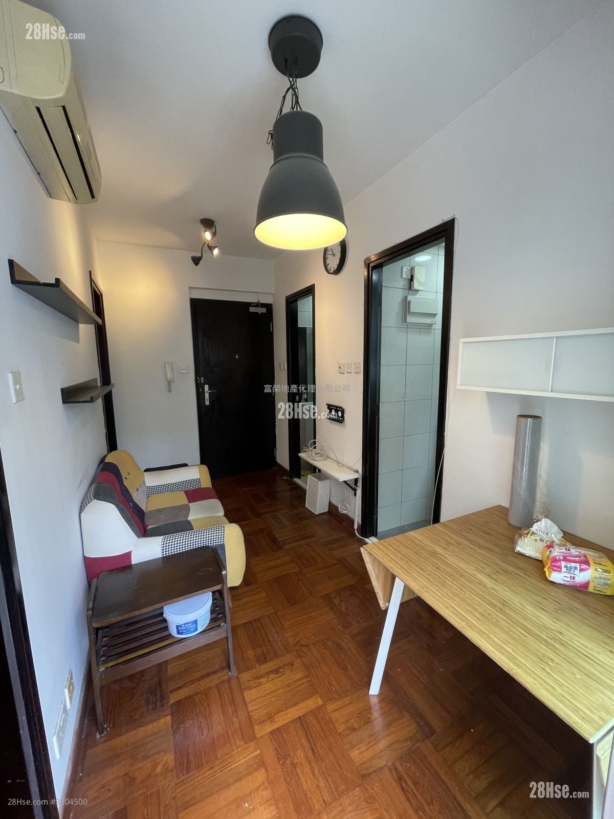 Kellet Court Sell 2 Bedrooms , 1 Bathroom 306 ft²