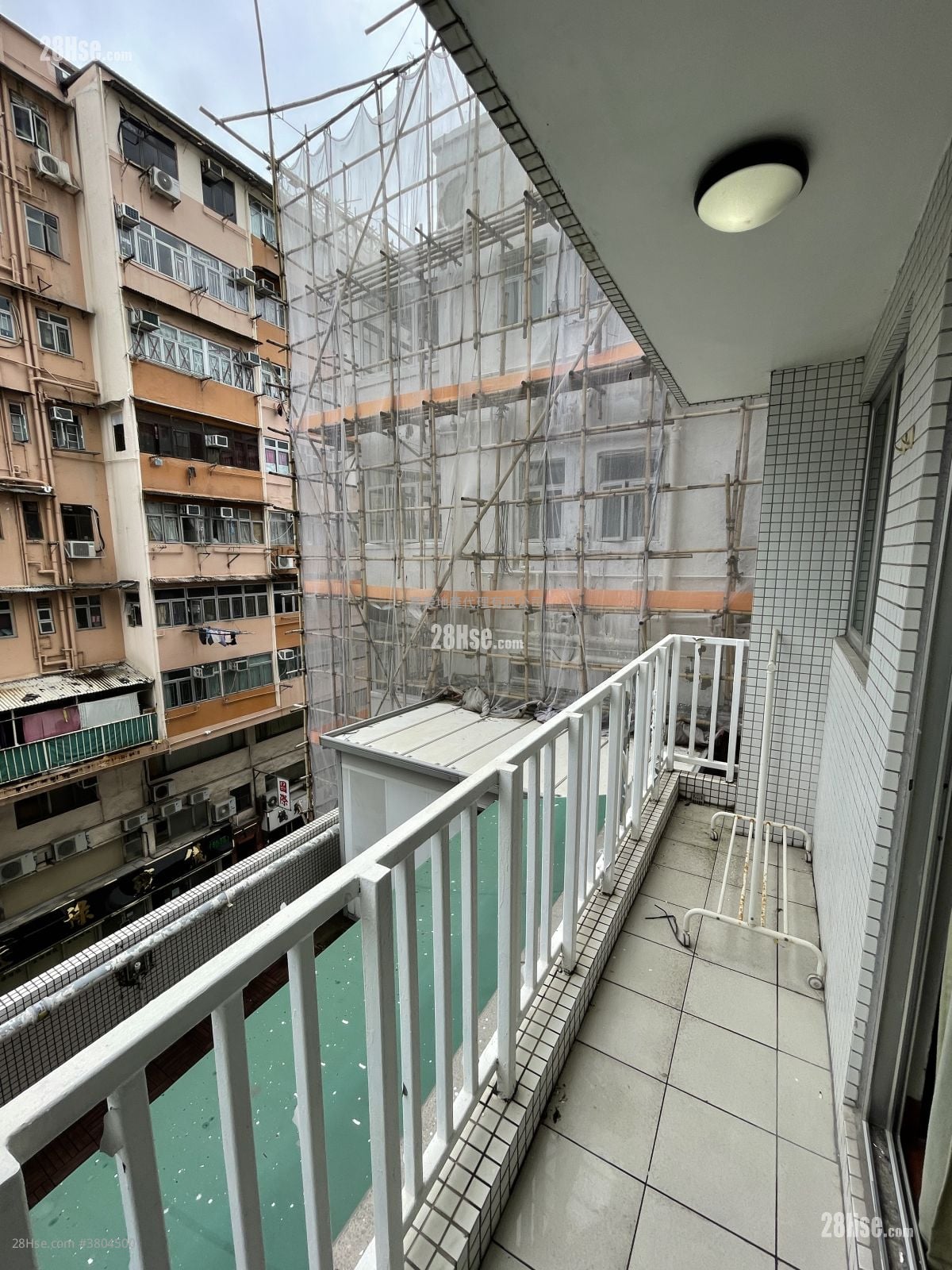 Kellet Court Sell 2 Bedrooms , 1 Bathroom 306 ft²