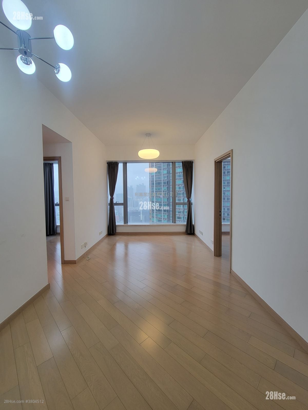 天玺 售盘 3 房 875 平方尺