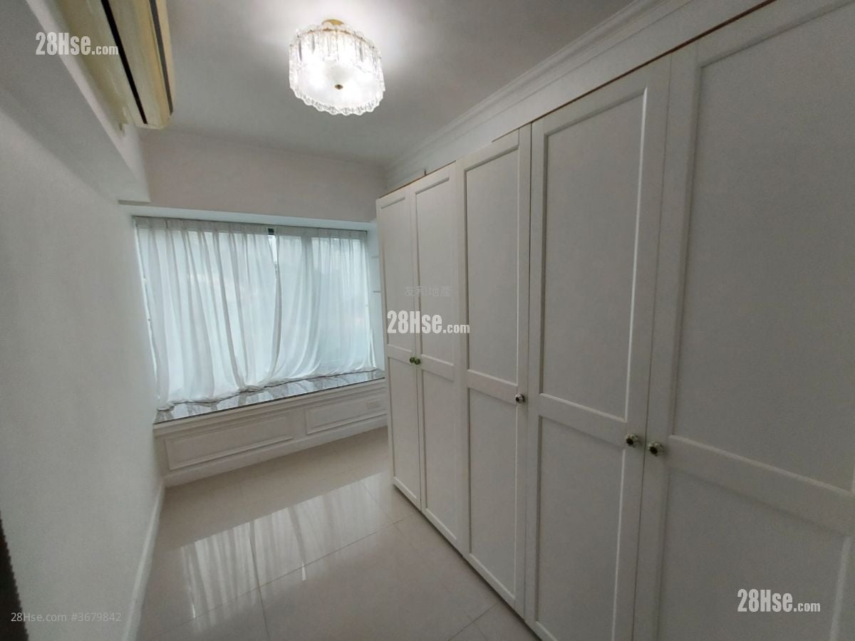 Meridian Hill Rental 4 Bedrooms , 3 Bathrooms 1,614 ft²