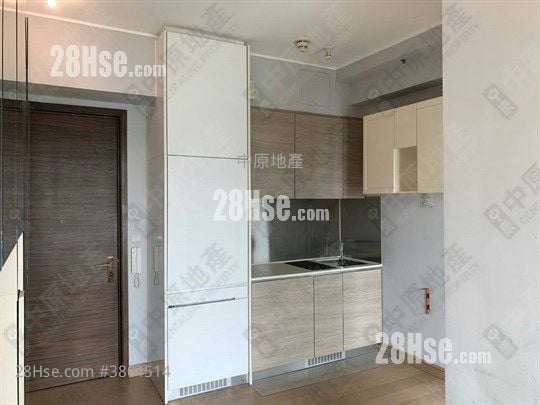 The Reach Sell 2 Bedrooms , 1 Bathroom 356 ft²