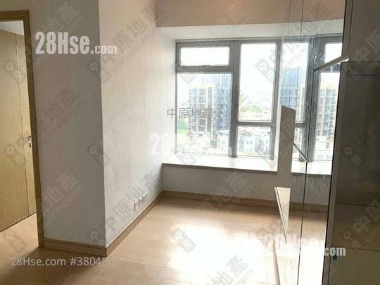 The Reach Sell 2 Bedrooms , 1 Bathroom 356 ft²